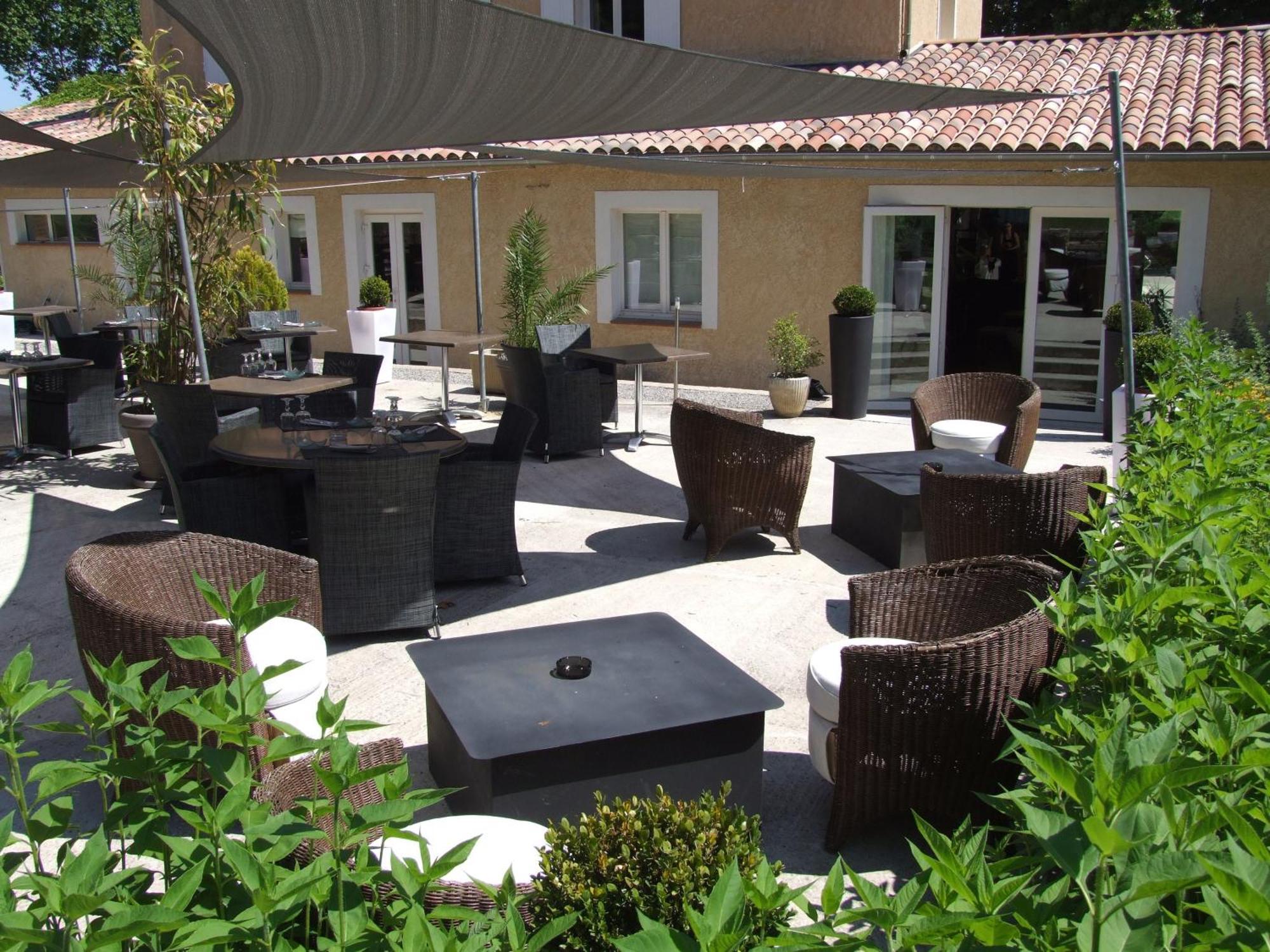 Logis Hotel La Magnanerie - Cote Bistro Aubignosc المظهر الخارجي الصورة